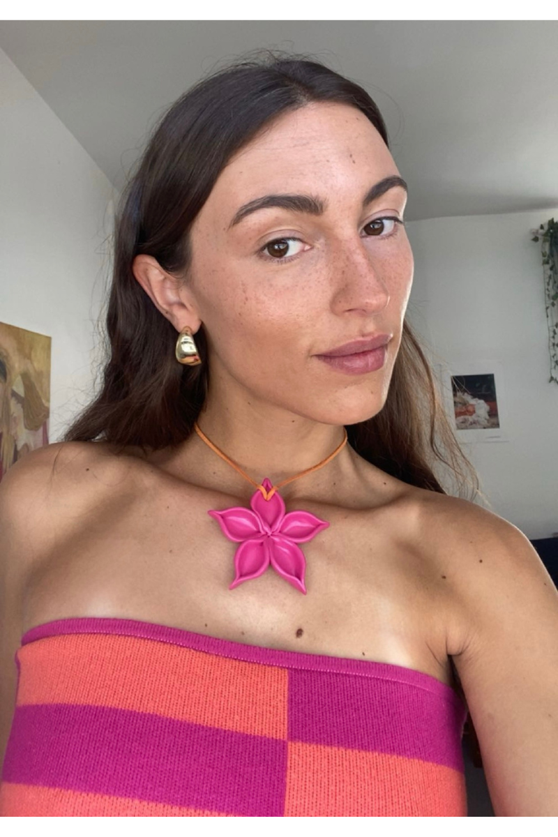 FLOR UNICOLOR NECKLACE