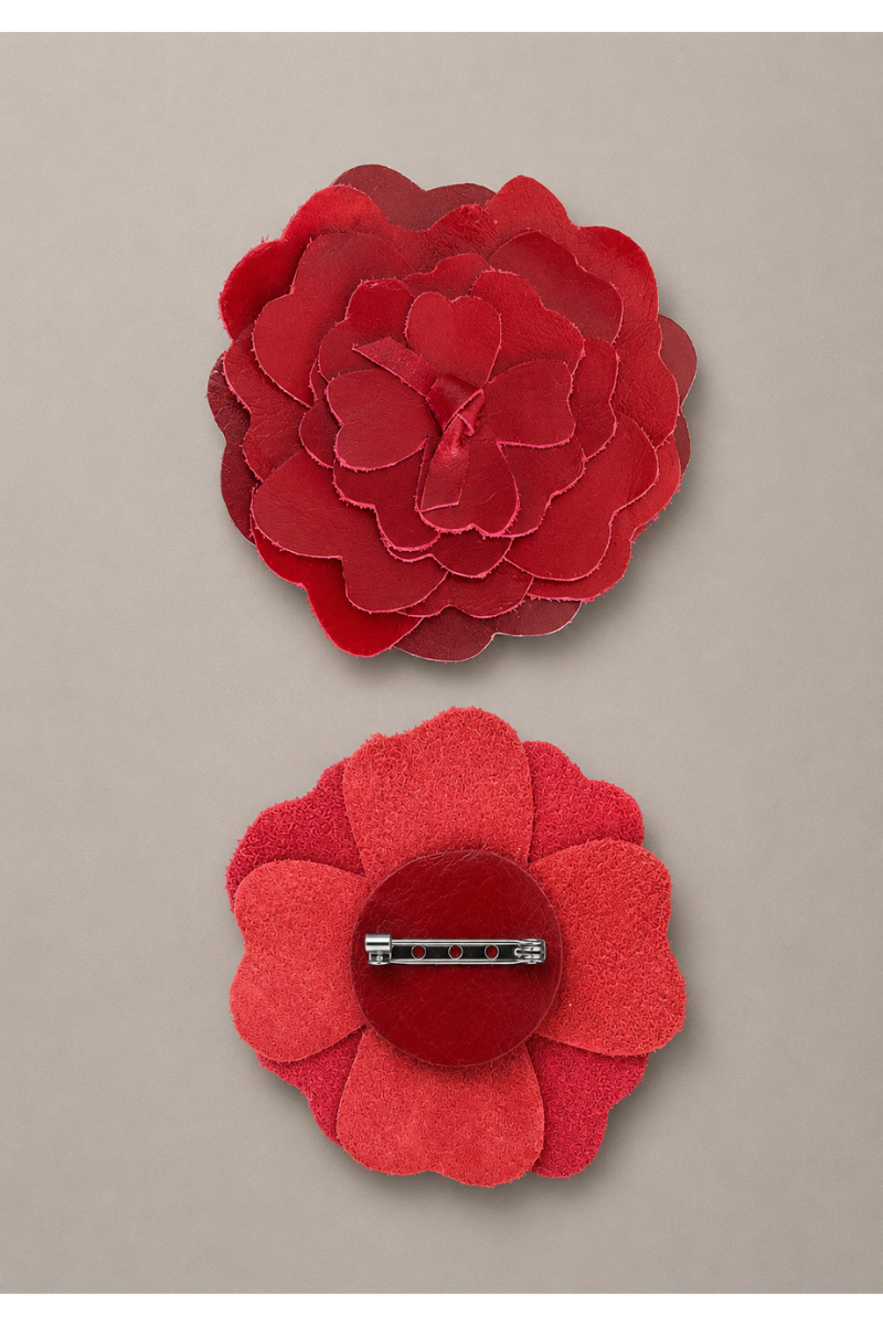 CLAVEL BROOCH
